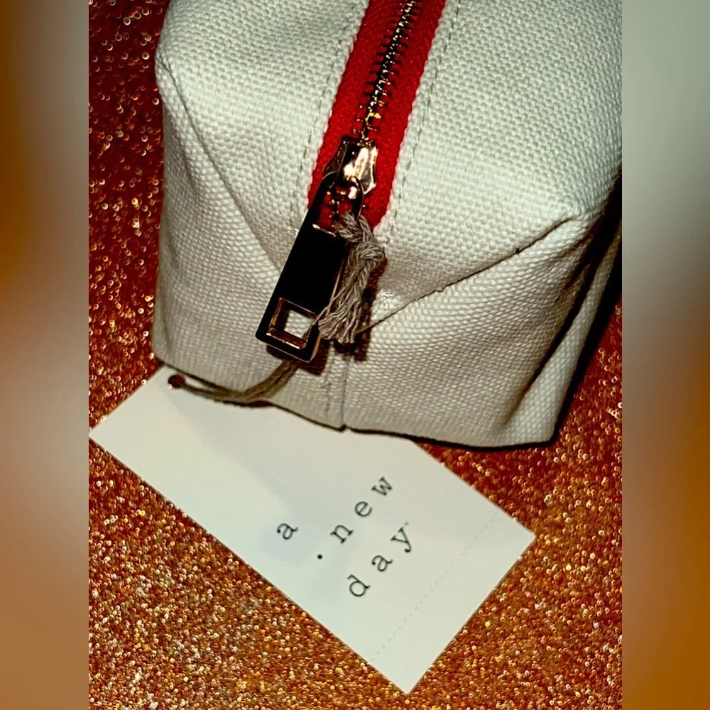 A New Day Canvas Smiley Face Make Up/Travel Pouch